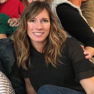 Meet your Posher, Lauren